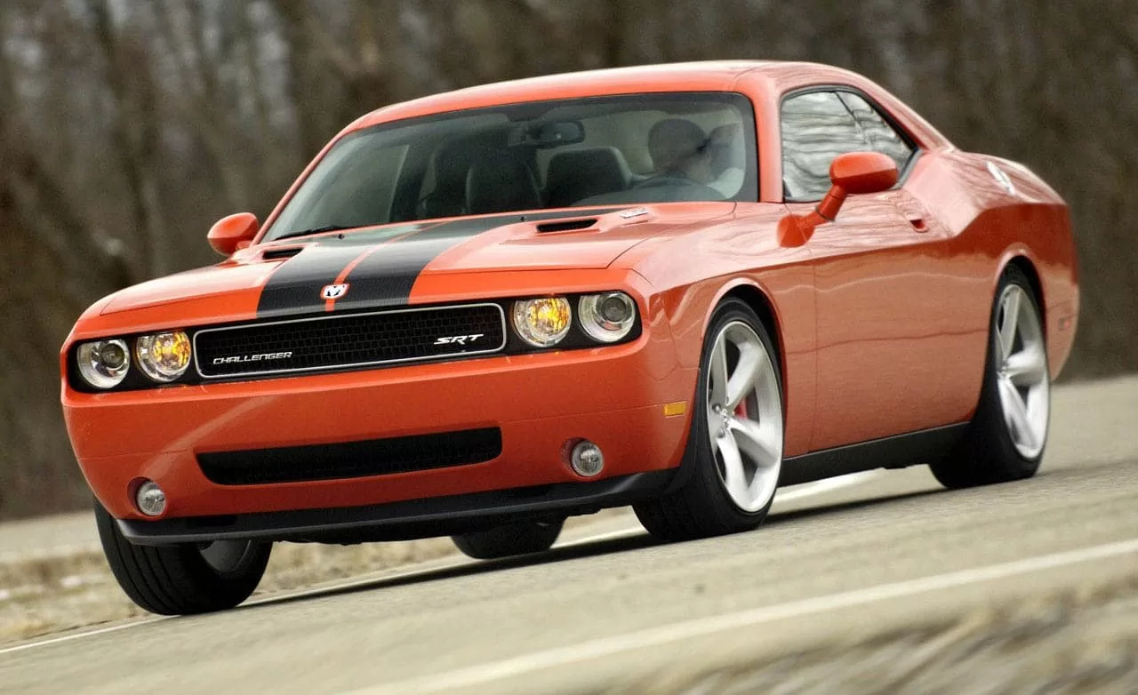 Dodge Challenger SRT-8