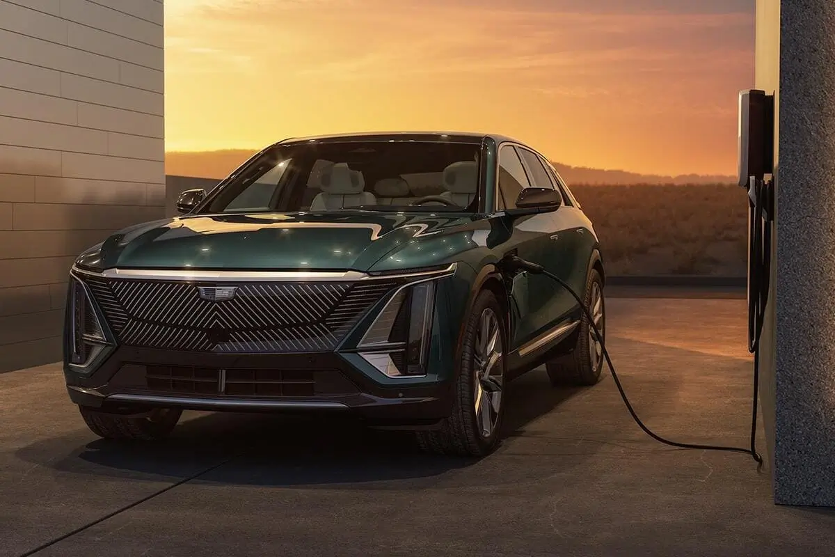cadillac lyriq 2024