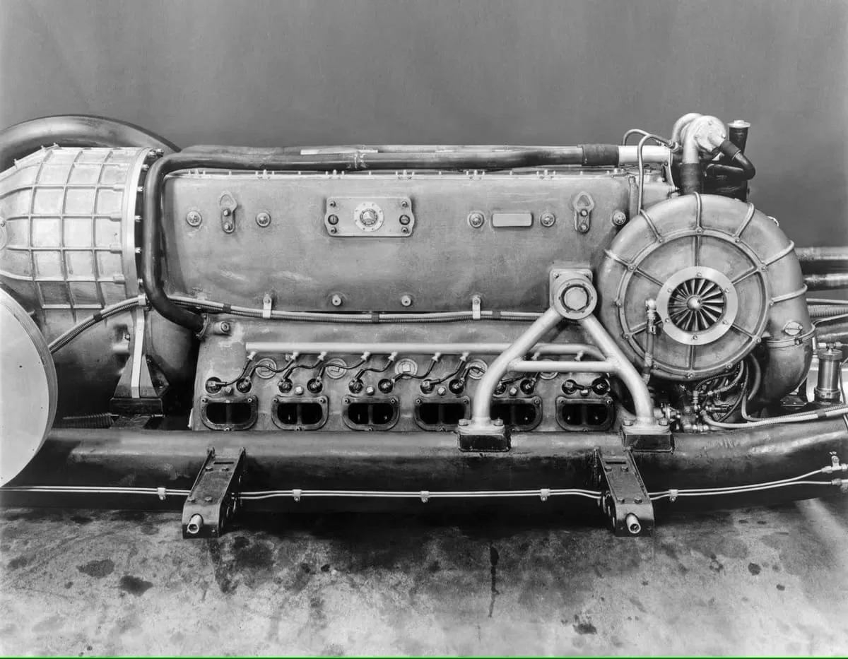 motor mercedes t80