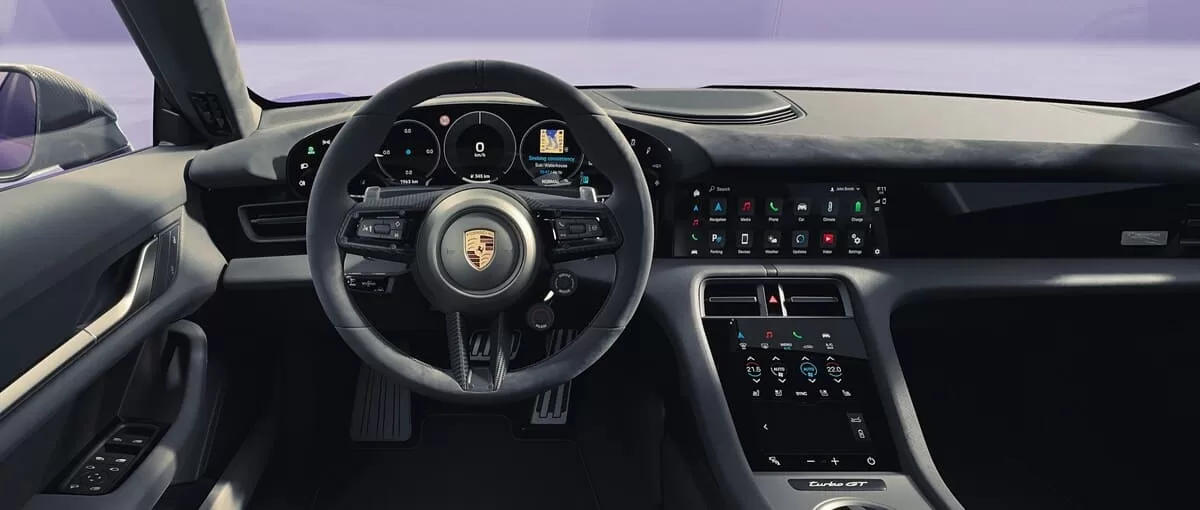 Interior do Porsche Taycan Turbo GT