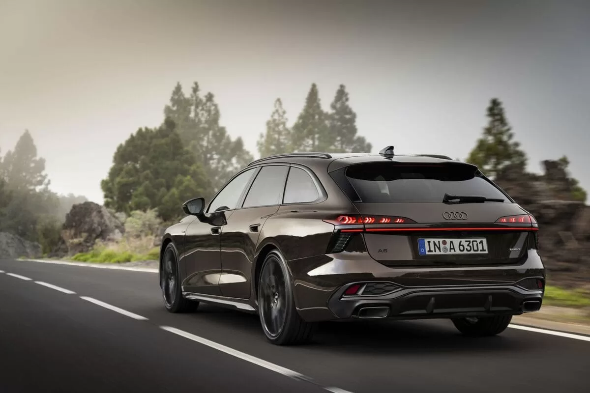 traseira do audi a6 avant