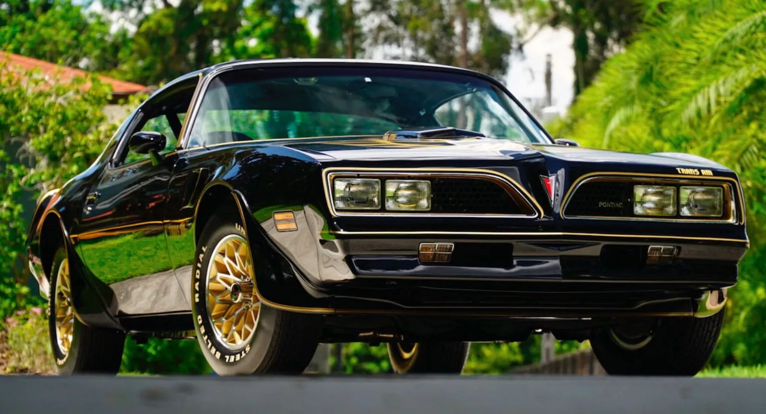 Demolição da sede da Pontiac